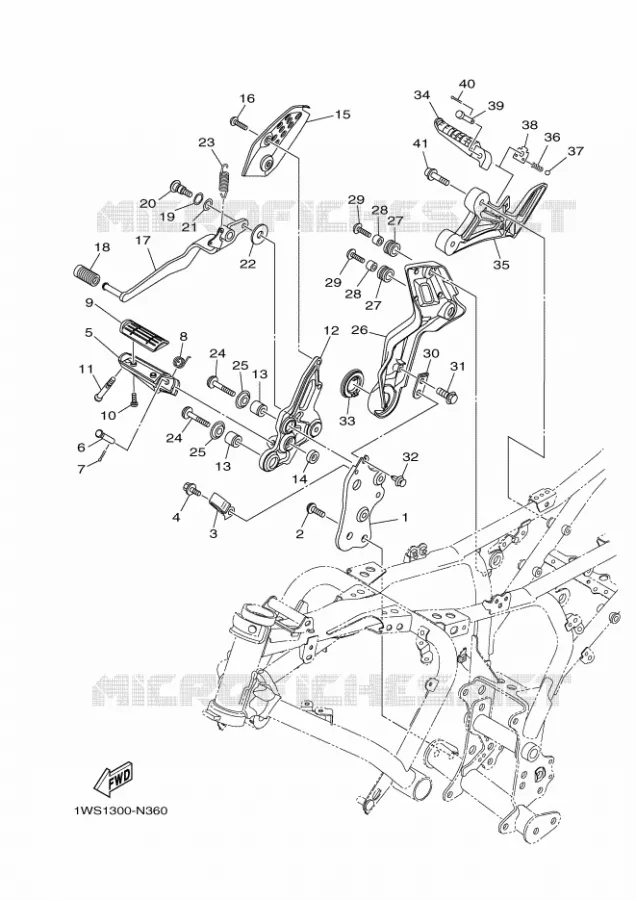 SUPPORT / REPOSE PIEDS 2 Yamaha MOTO 700 2016 MT  MT07A