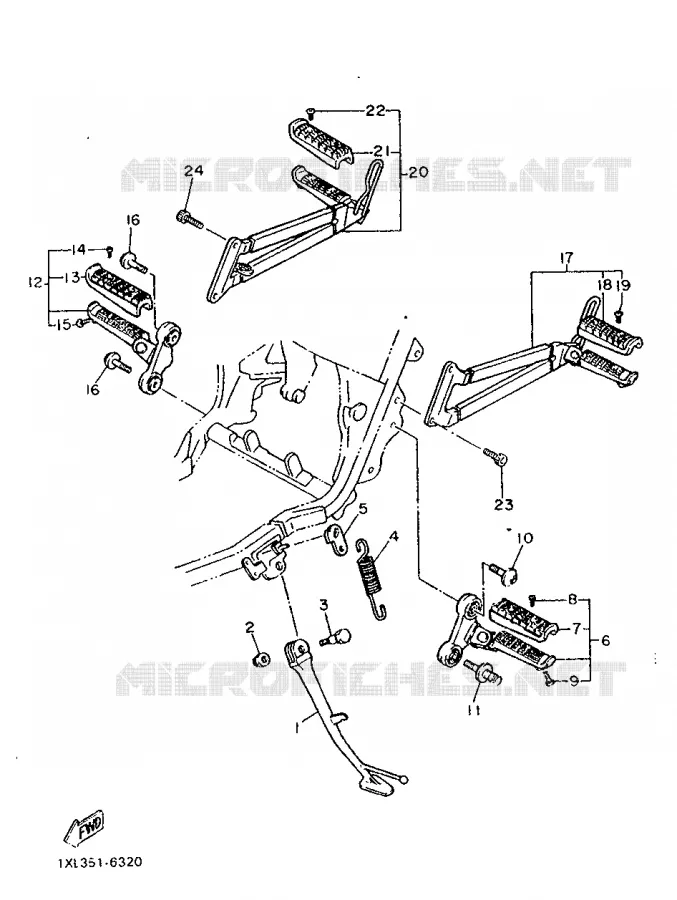 SUPPORT / REPOSE PIEDS Yamaha MOTO 600 1987 SRX  SRX600