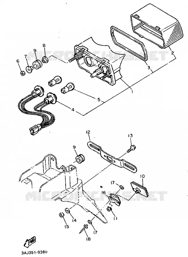 FEU ARRIERE Yamaha MOTO 600 1989 XTZ  XT600Z