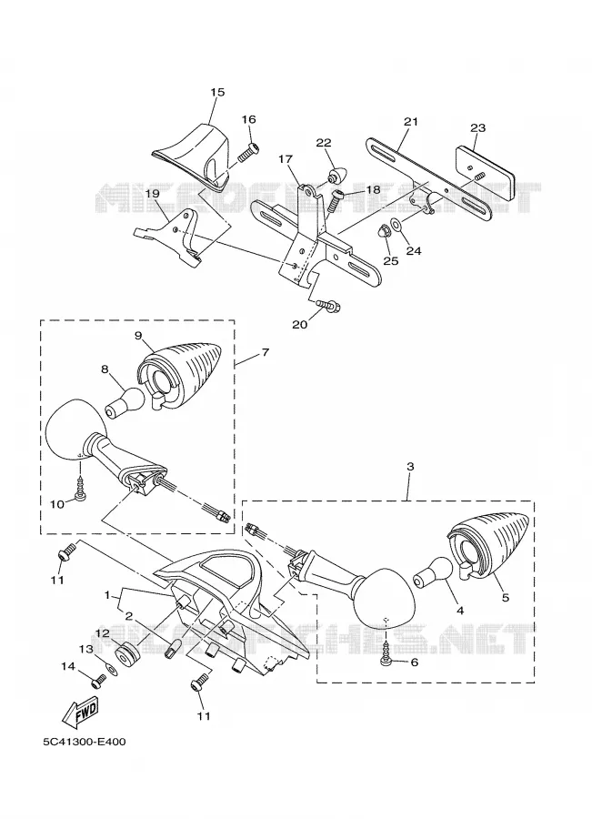 FEU ARRIERE Yamaha MOTO 1900 2006 MIDNIGHT STAR  XV1900A