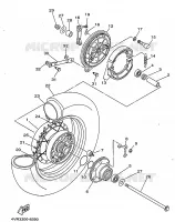 ROUE ARRIERE pour Yamaha XVS650 de 1999