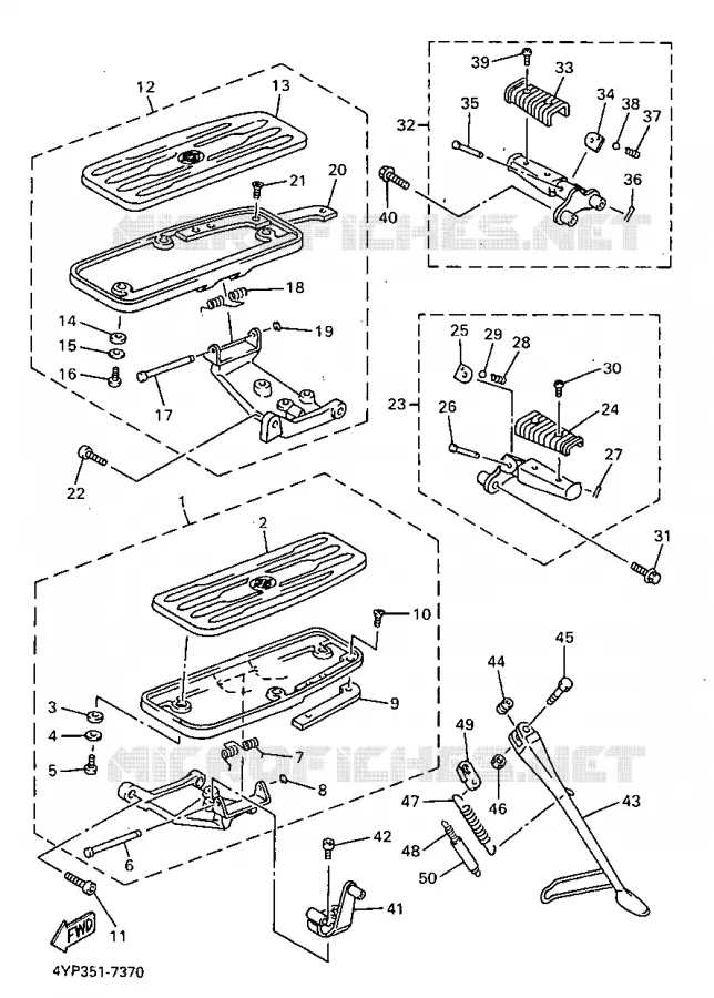 SUPPORT / REPOSE PIEDS Yamaha MOTO 1300 1998 ROYALSTAR  XVZ1300A