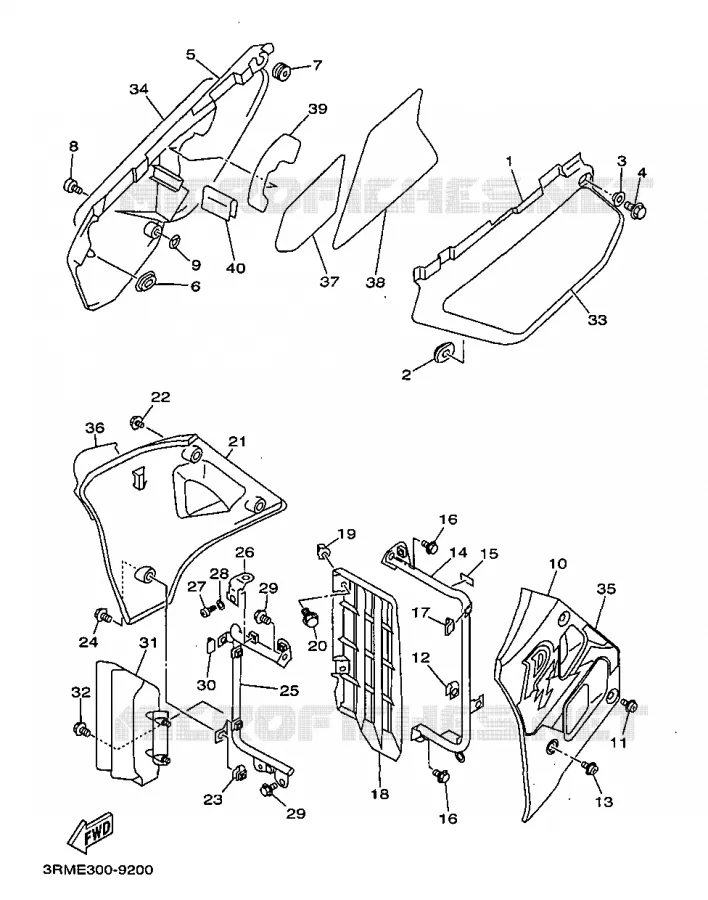 COUVERCLE LATERAL Yamaha MOTO 125 1999 DTR  DT125R