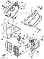 CACHE LATERAL   RESERVOIR D'HUILE pour Yamaha YZ125 de 1989